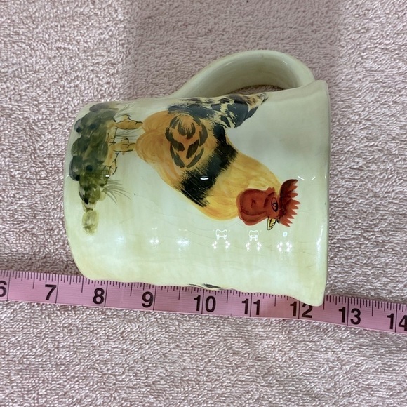 Calderone Hand Painted Collection Chicken Mug - Picture 9 of 10